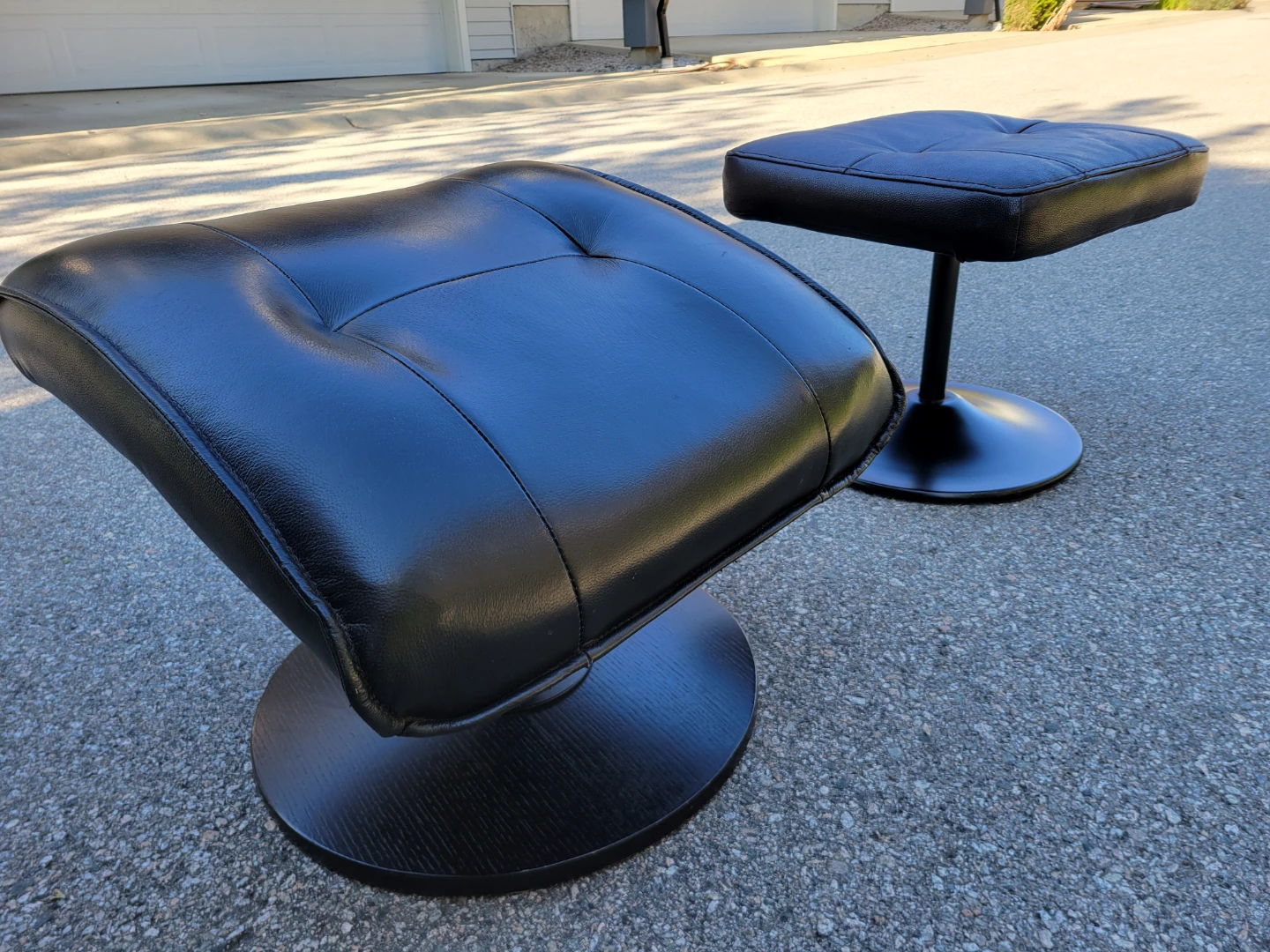 Pair of Black Leather Ottomans / Footstools - Pedestal Base. - photo 3