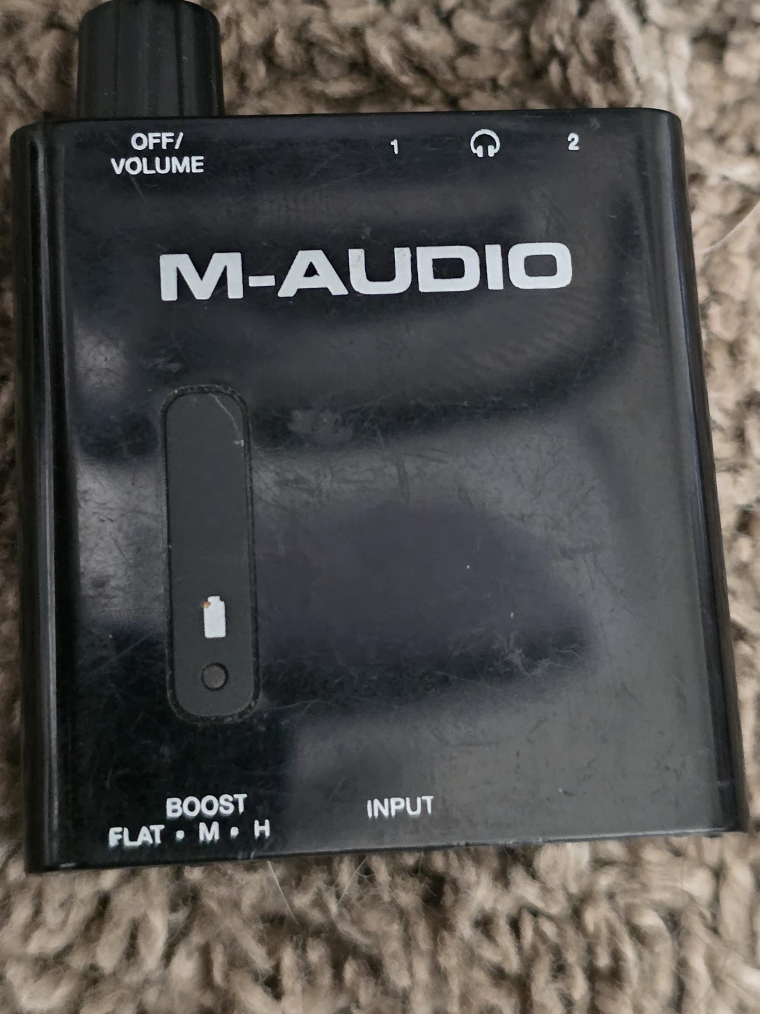 M-Audio Bass Traveler Guitar Headphone Amp - photo 4