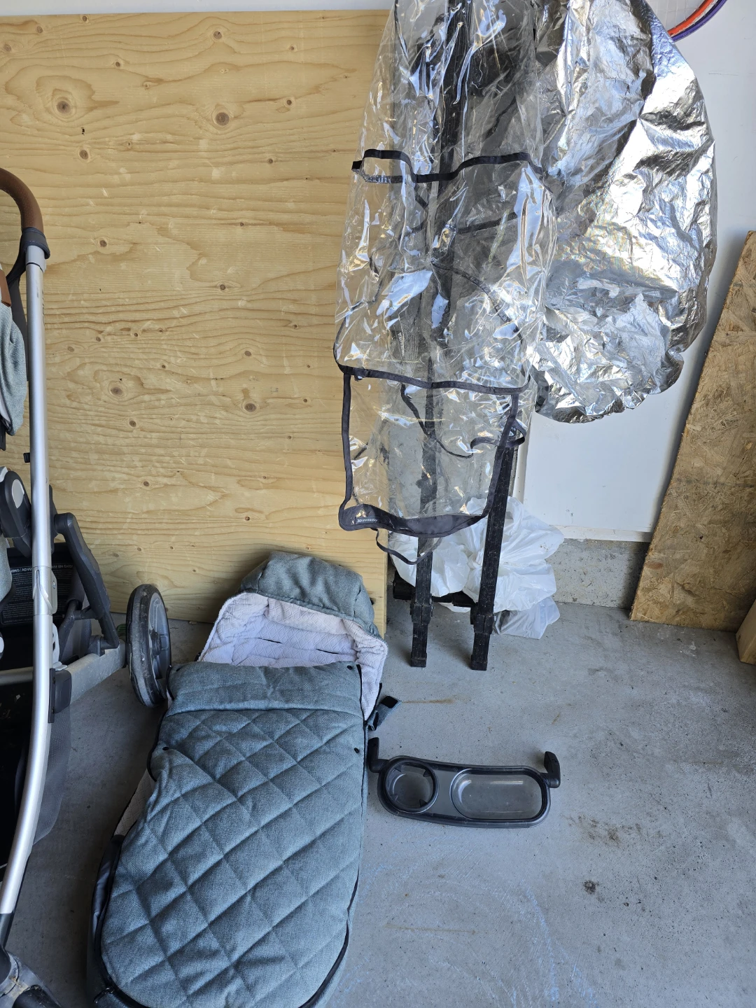 UPPAbaby Vista Stroller with accessories - photo 2