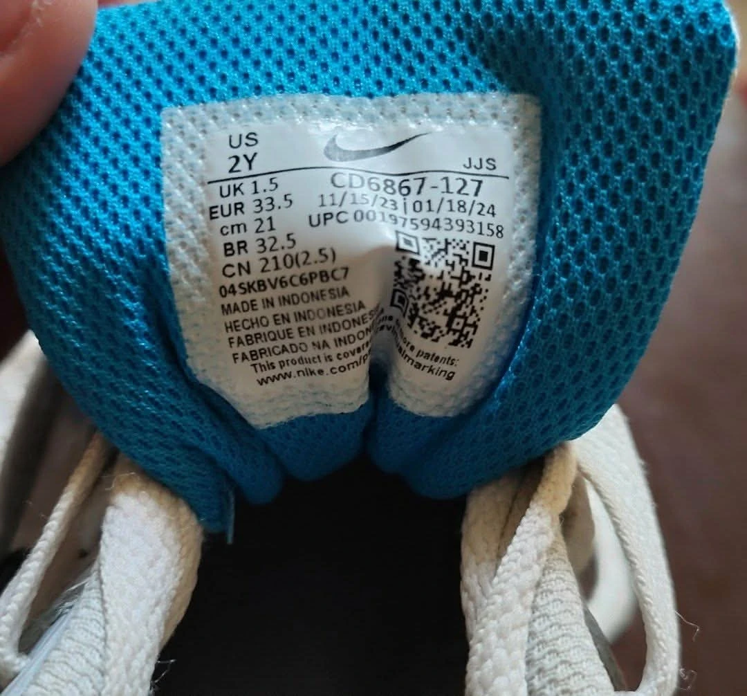 Nike Air Max 90 Sneakers - photo 3