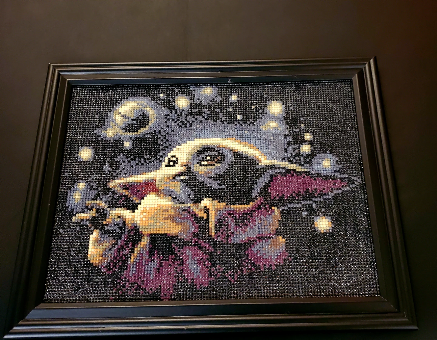 Diamond painting baby yoda in 12 x16 frame - photo 2