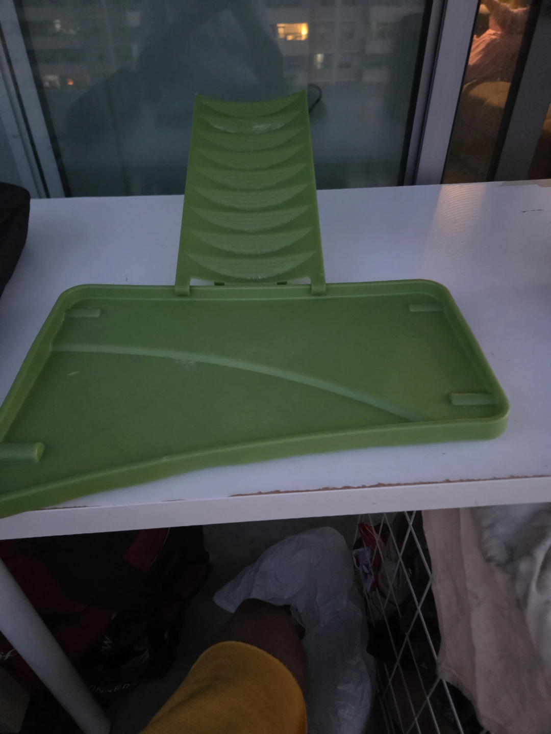 Green Plastic Utensil Rest