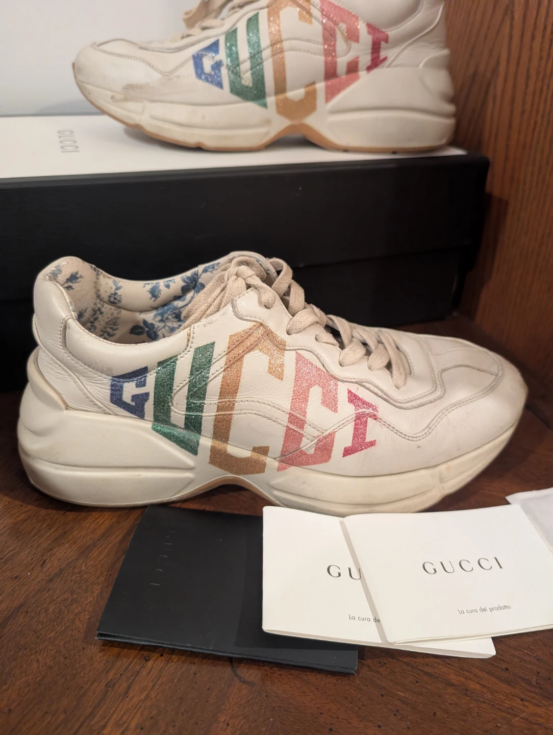 Gucci Rhyton Rainbow Logo Sneakers size 38  size 8