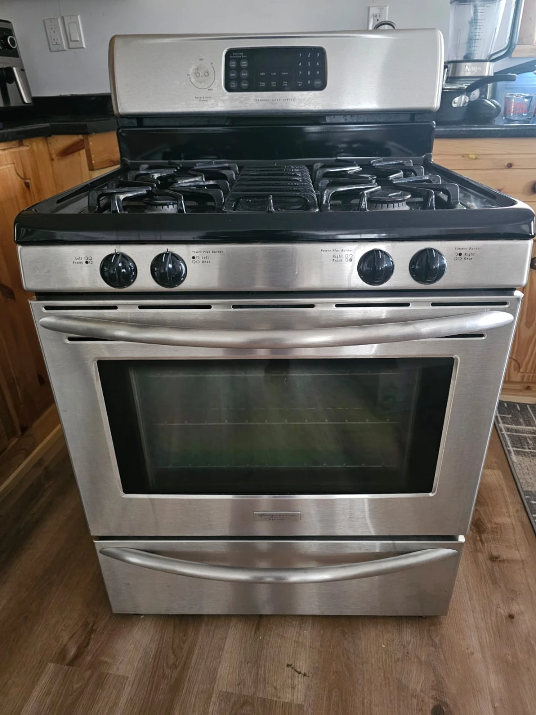Frigidaire Gas Range