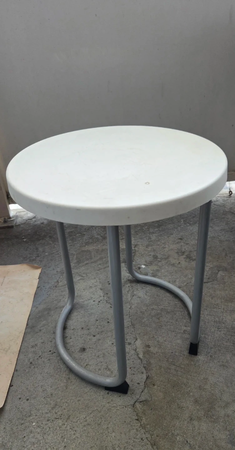 White round stool