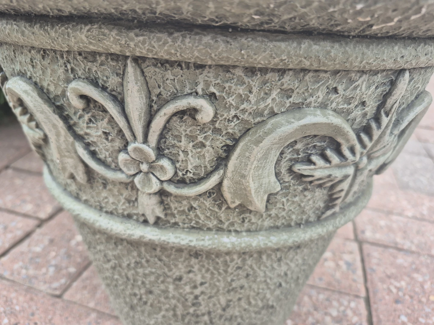 Decorative Garden Planter Pot - photo 2