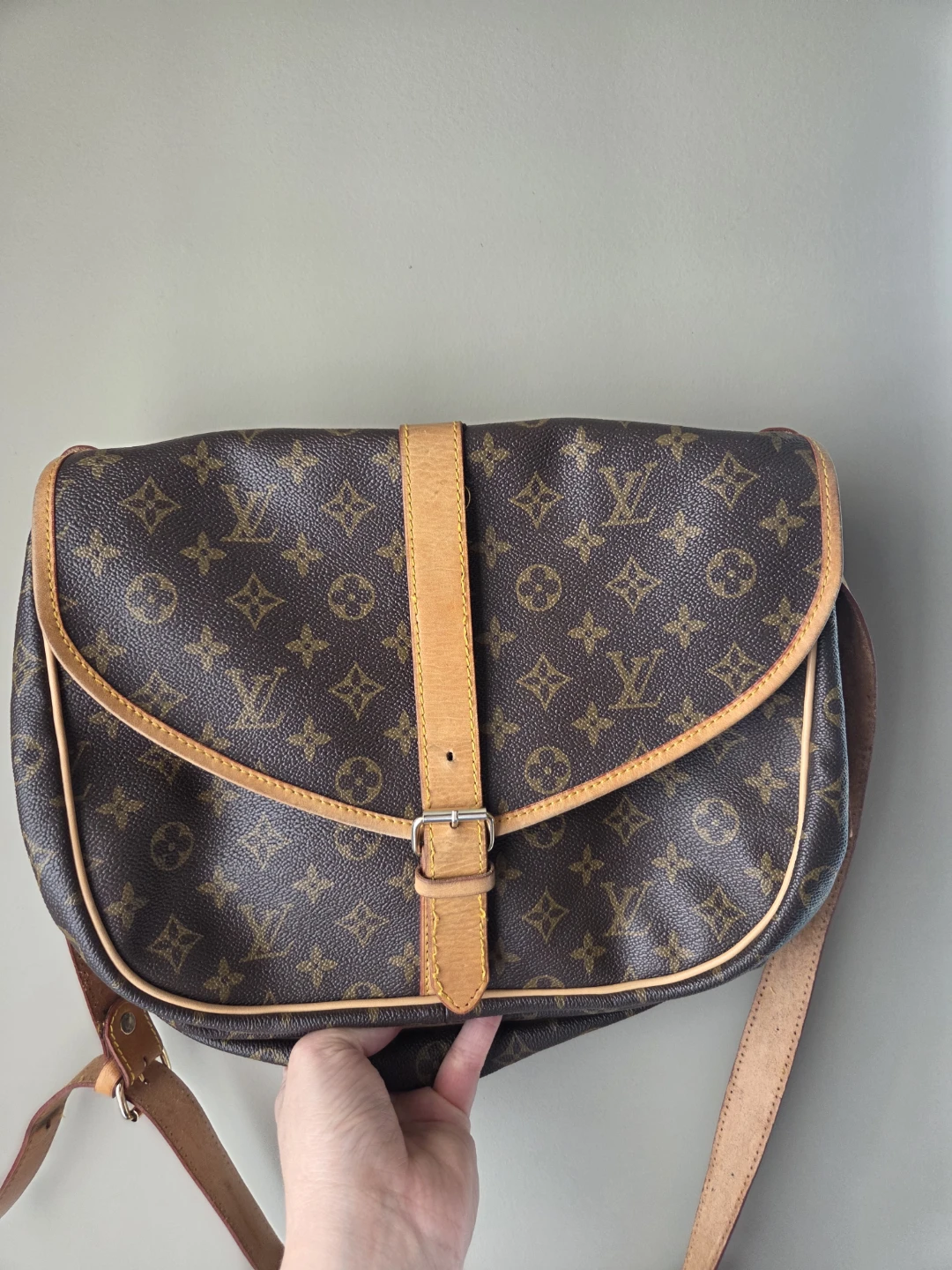 Louis Vuitton Monogram Crossbody Bag - photo 2