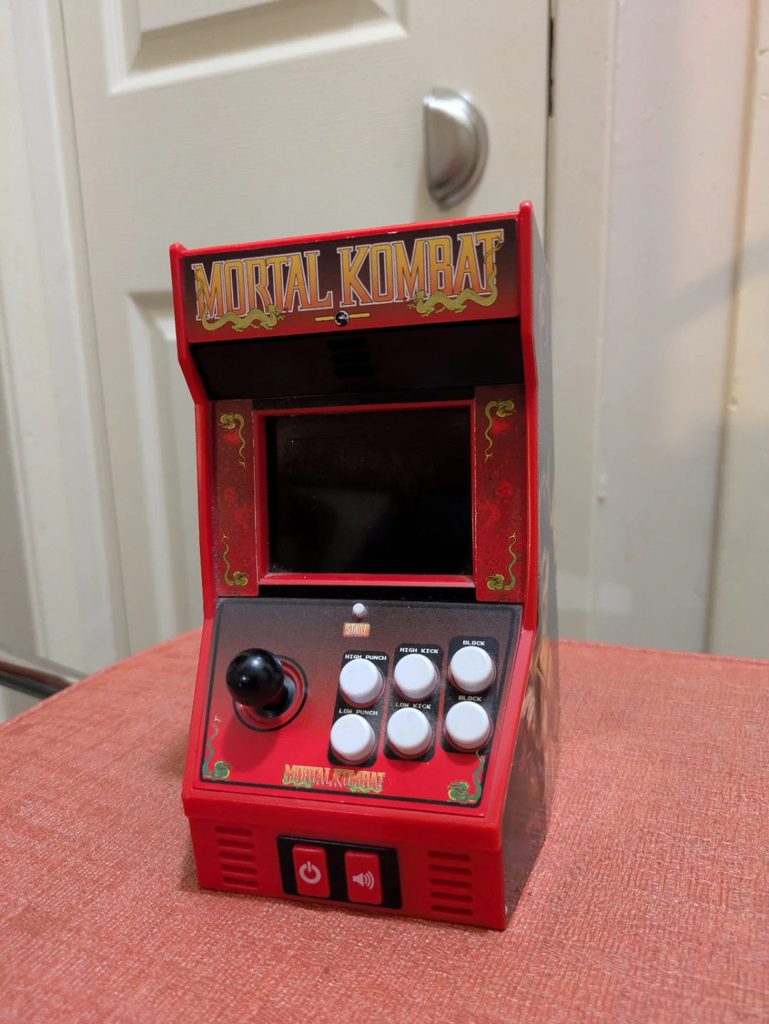 Mortal Kombat Mini Arcade Game - photo 2