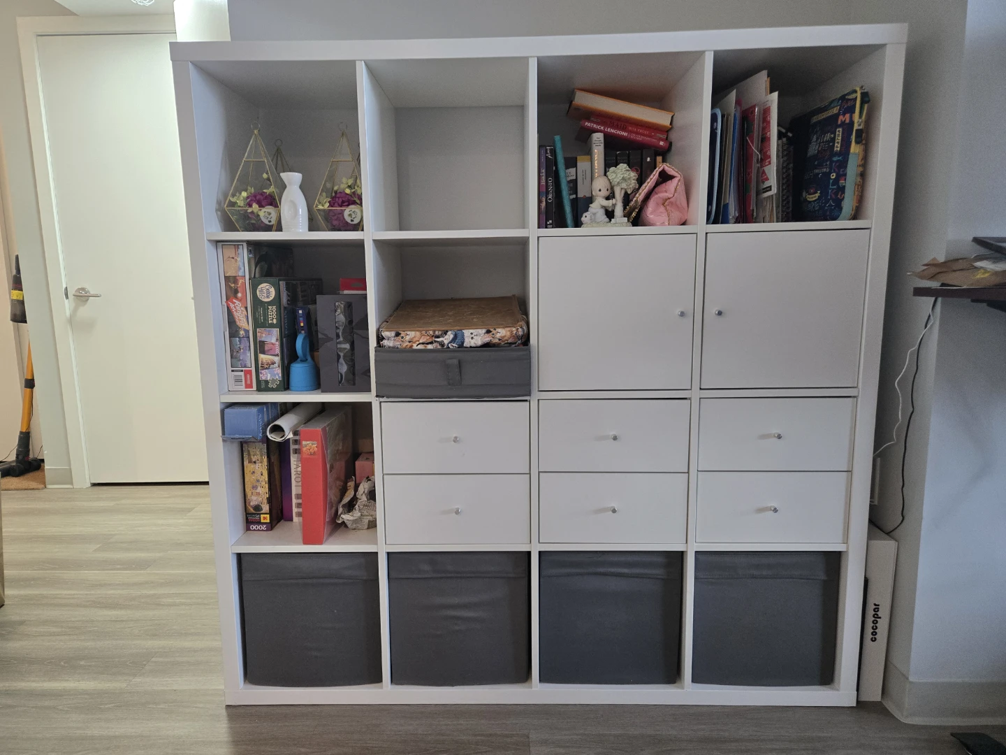 IKEA KALLAX Shelf Unit White