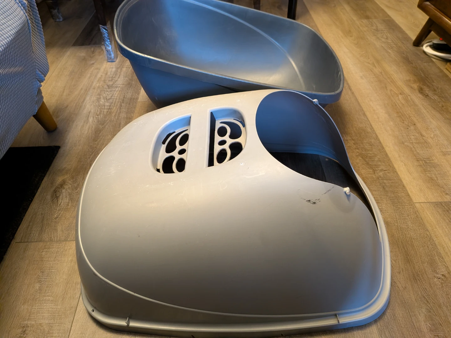 Large Hooded Cat Litter Box - photo 5