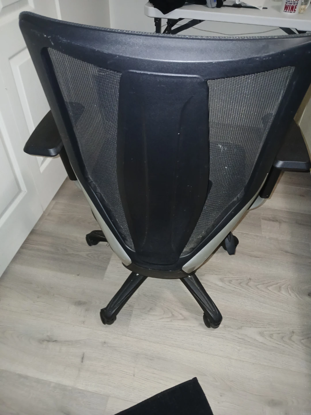 Ergonomic Mesh Office Chair - photo 2