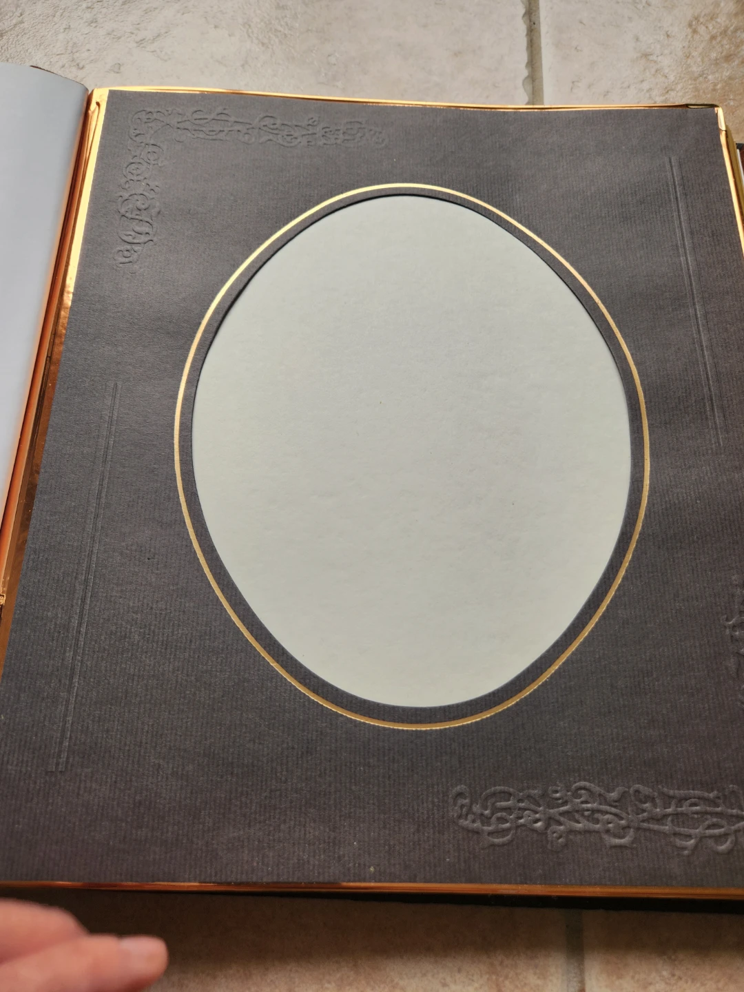 Vintage Self-Adhesive Photo Album - photo 4