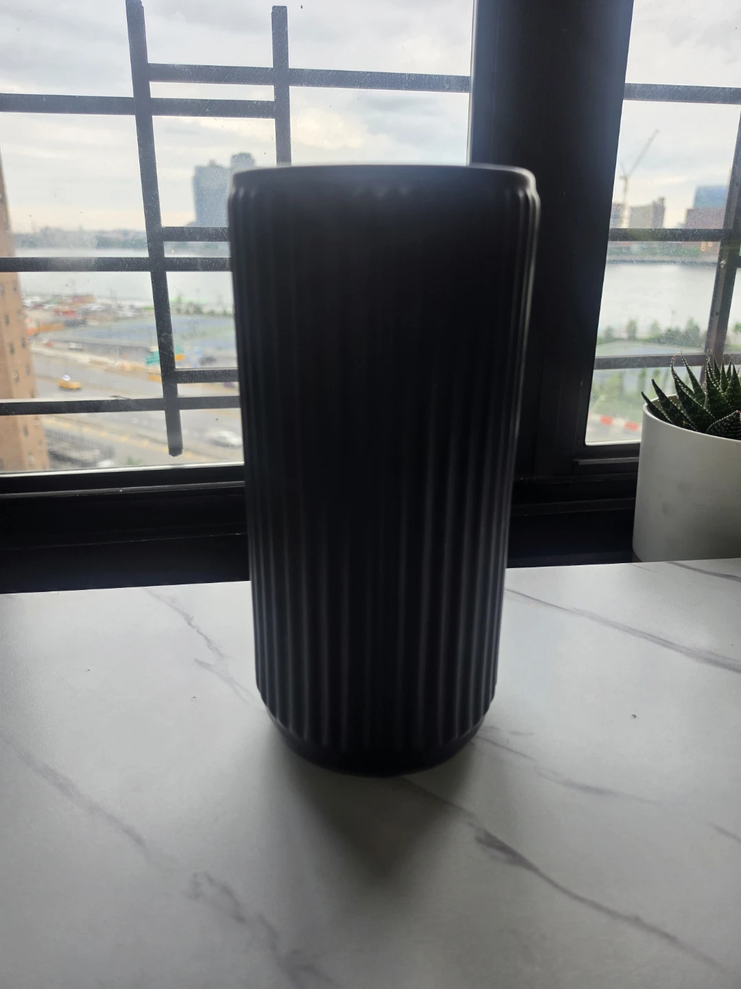 Black Ceramic Ribbed Tumbler - photo 3