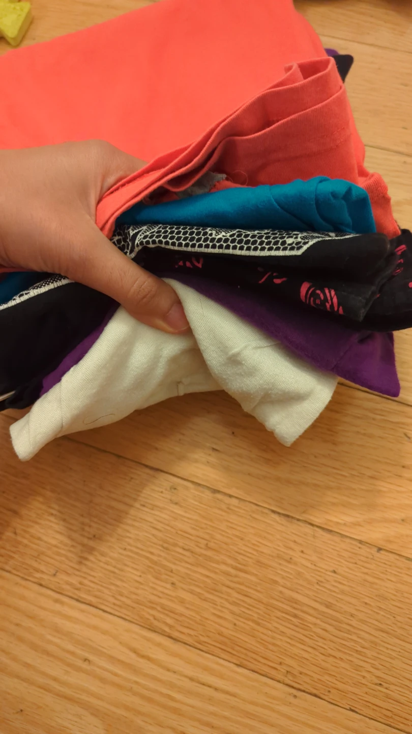 Bundle of 6 T-shirts