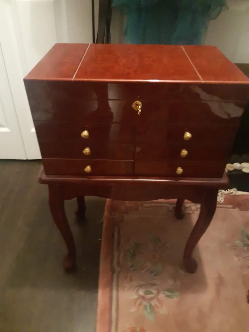 Wooden Humidor with Stand