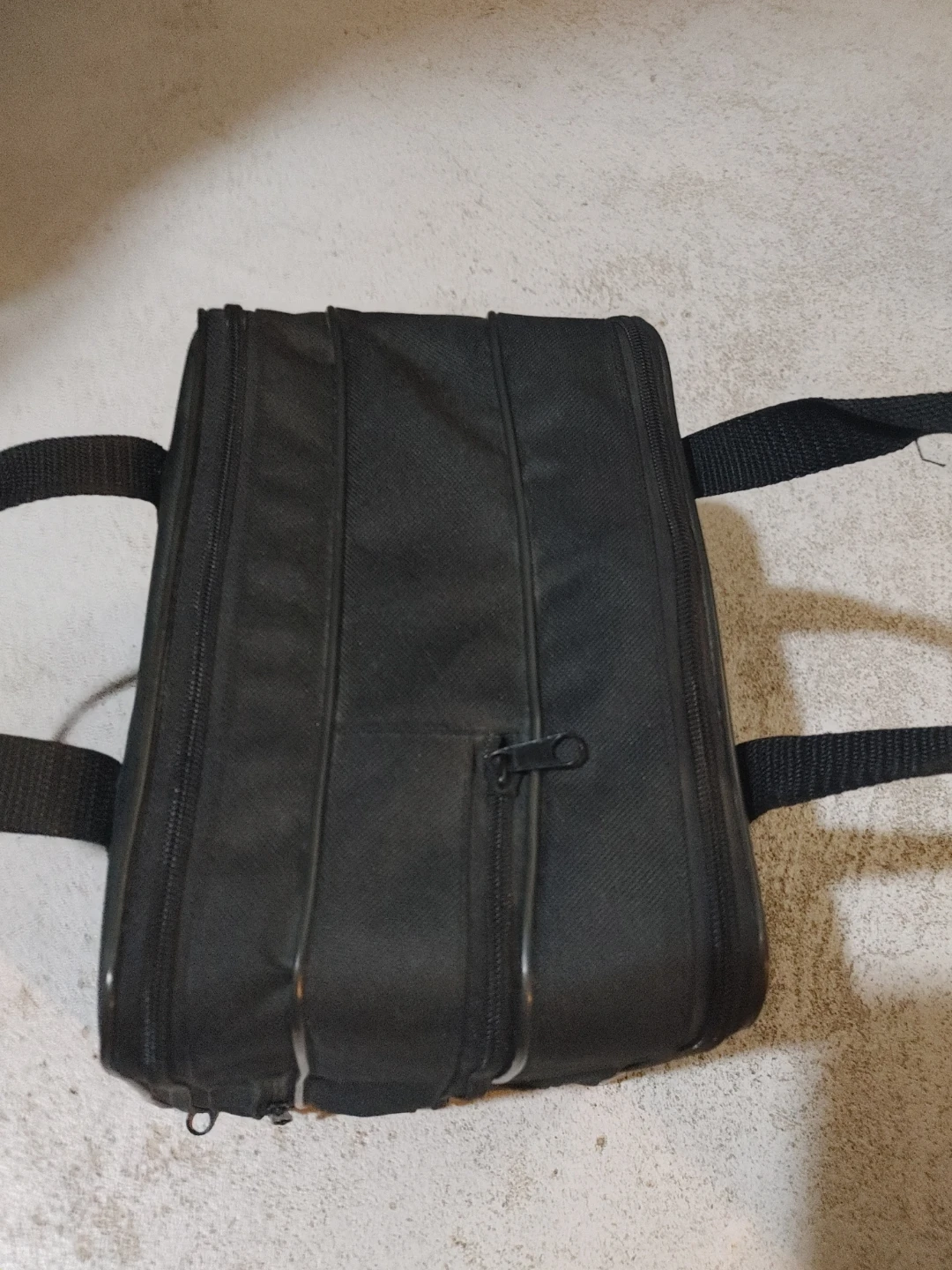 Venturer PVS 1960 Portable Dual Screen DVD Player - photo 3