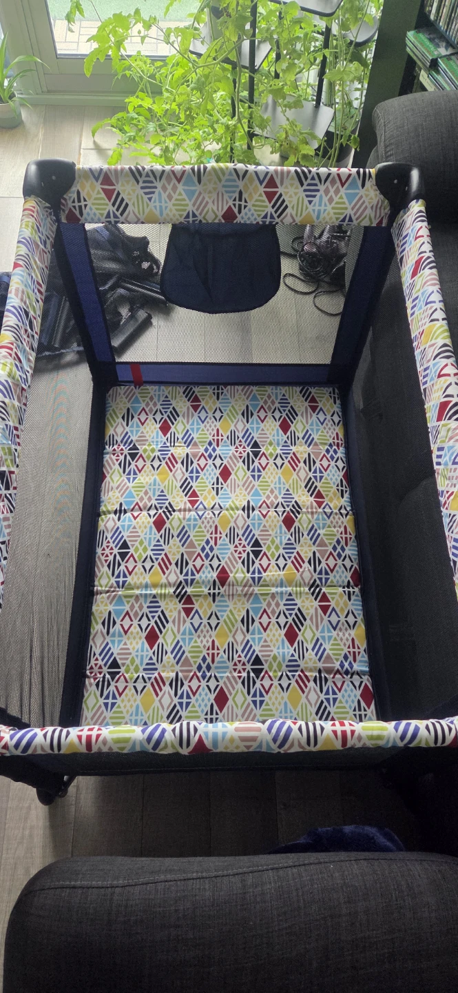 Harmony Play & Go Playard / Portable Crib – Excellent Condition - photo 2