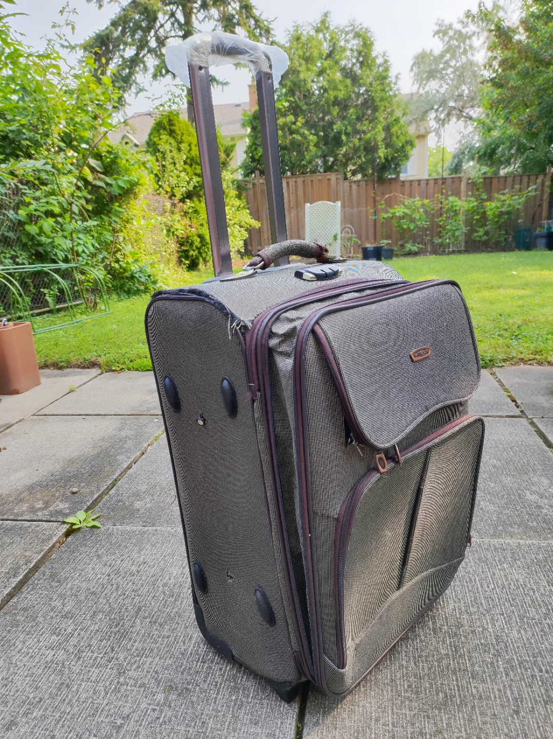 Clean Used 26" Rolling Suitcase - photo 4