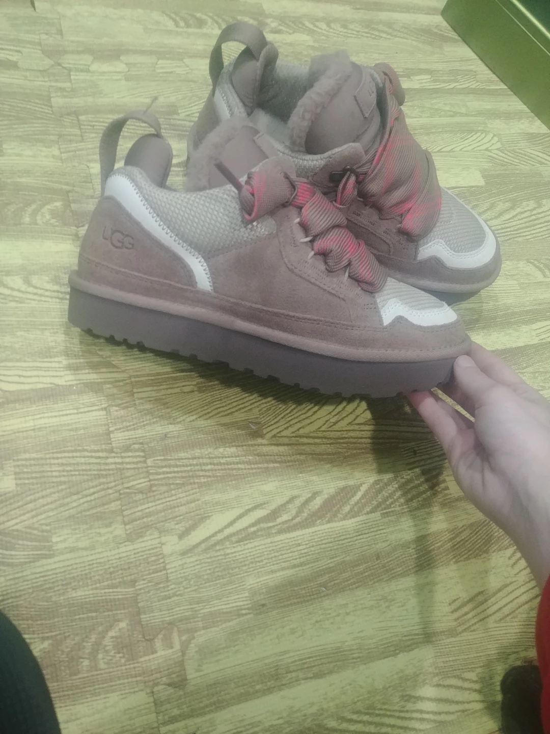 UGG Sneakers size 7 - photo 2