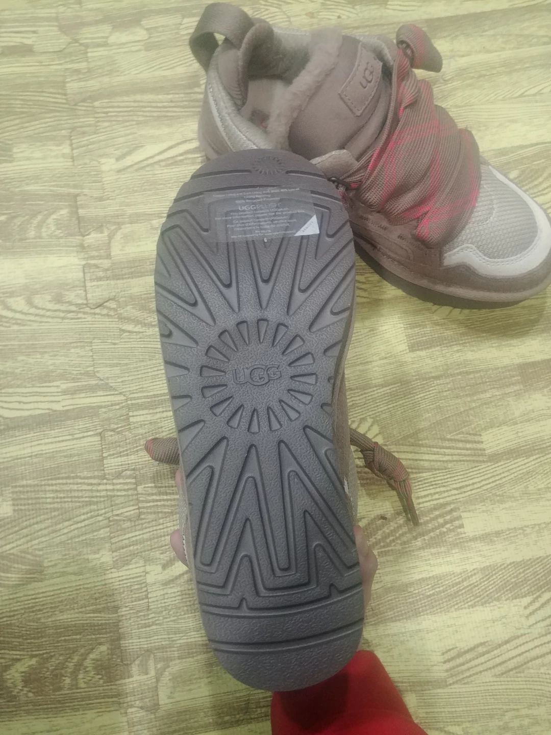 UGG Sneakers size 7 - photo 4