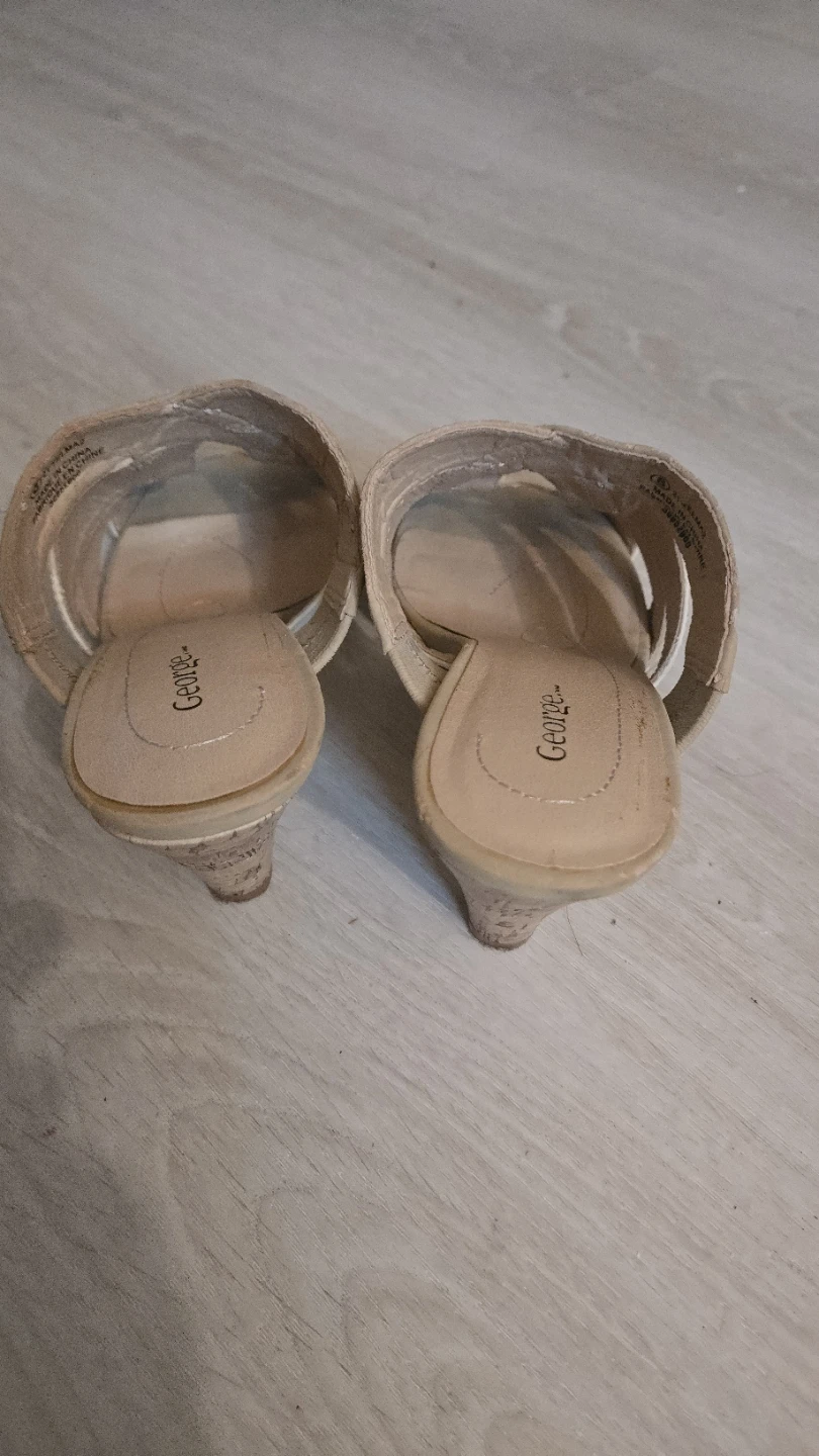 George. Women's Beige & White Heeled Sandals - photo 4