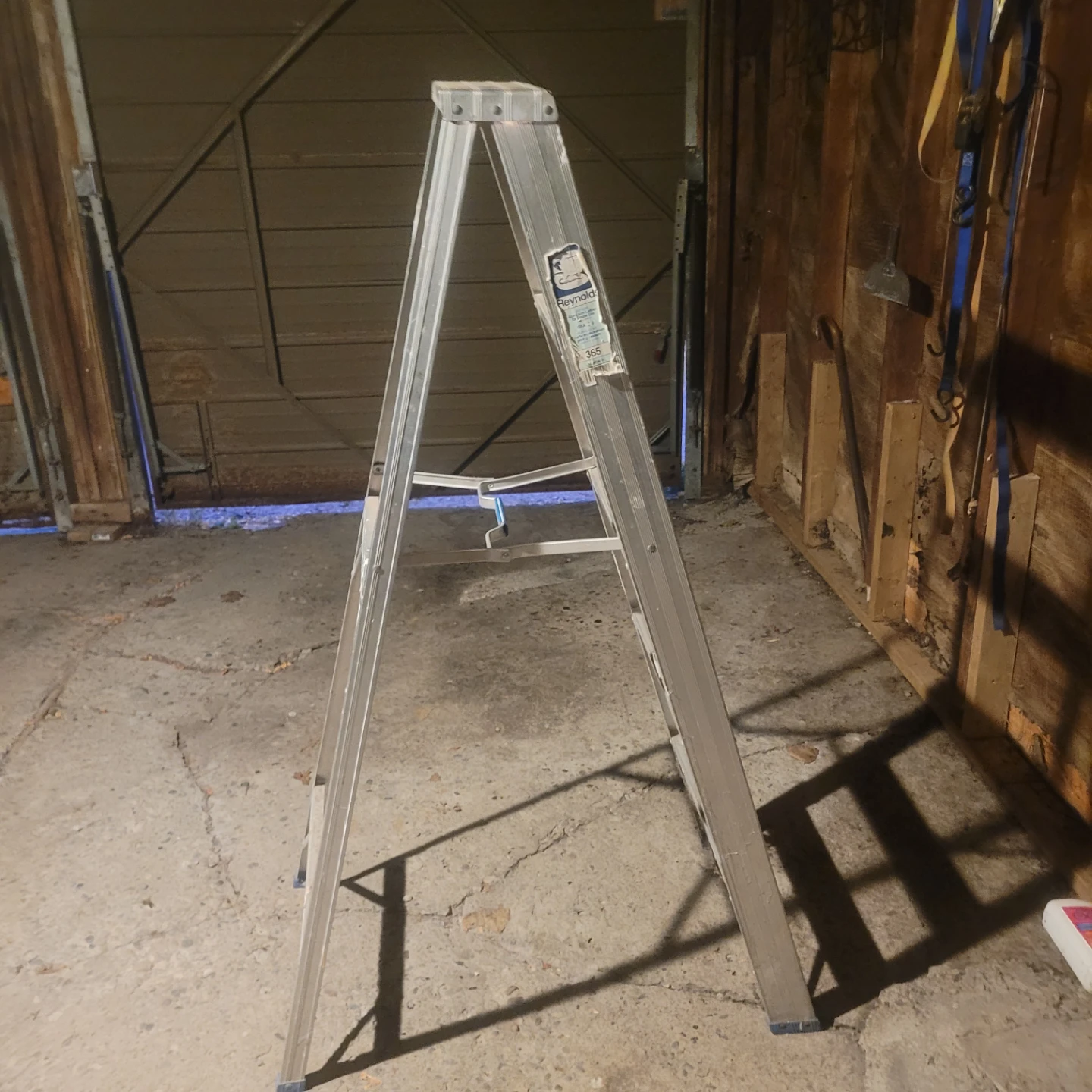 Reynolds Aluminium Step Ladder - photo 2