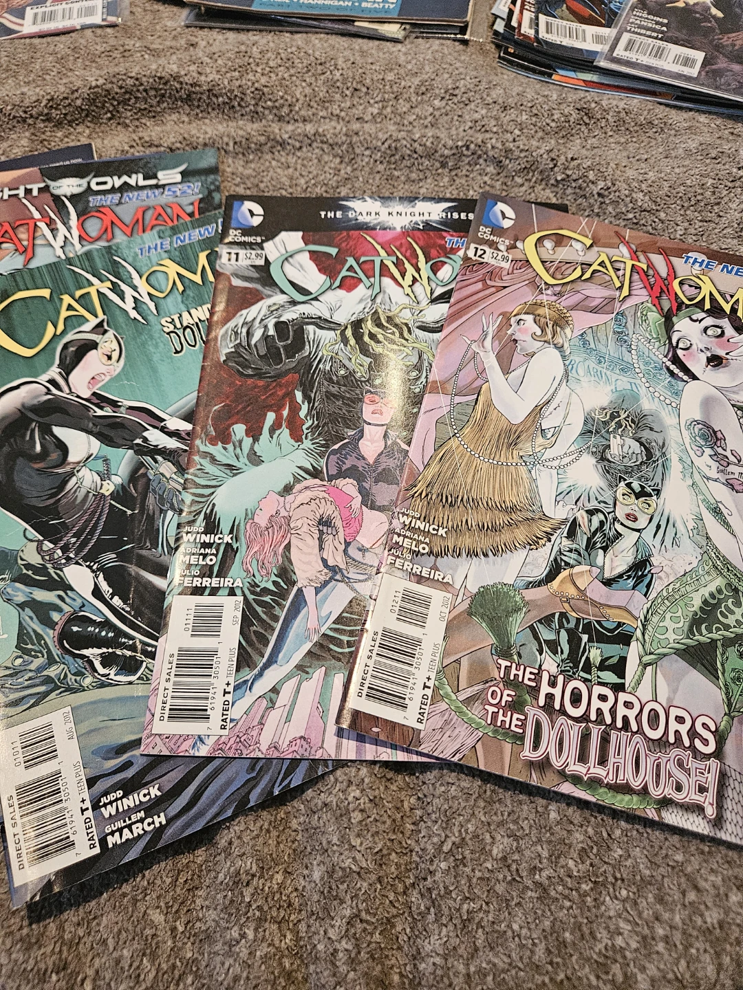 DC Comics Catwoman Comic Book Lot - photo 2