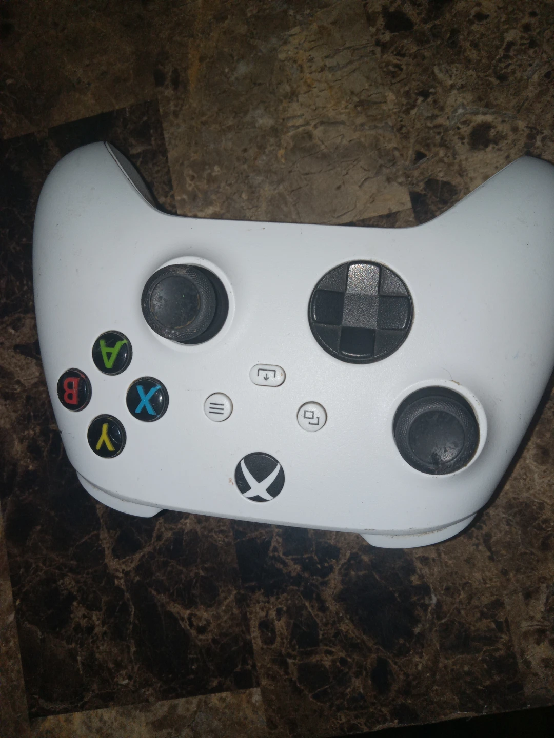 White Xbox Wireless Controller