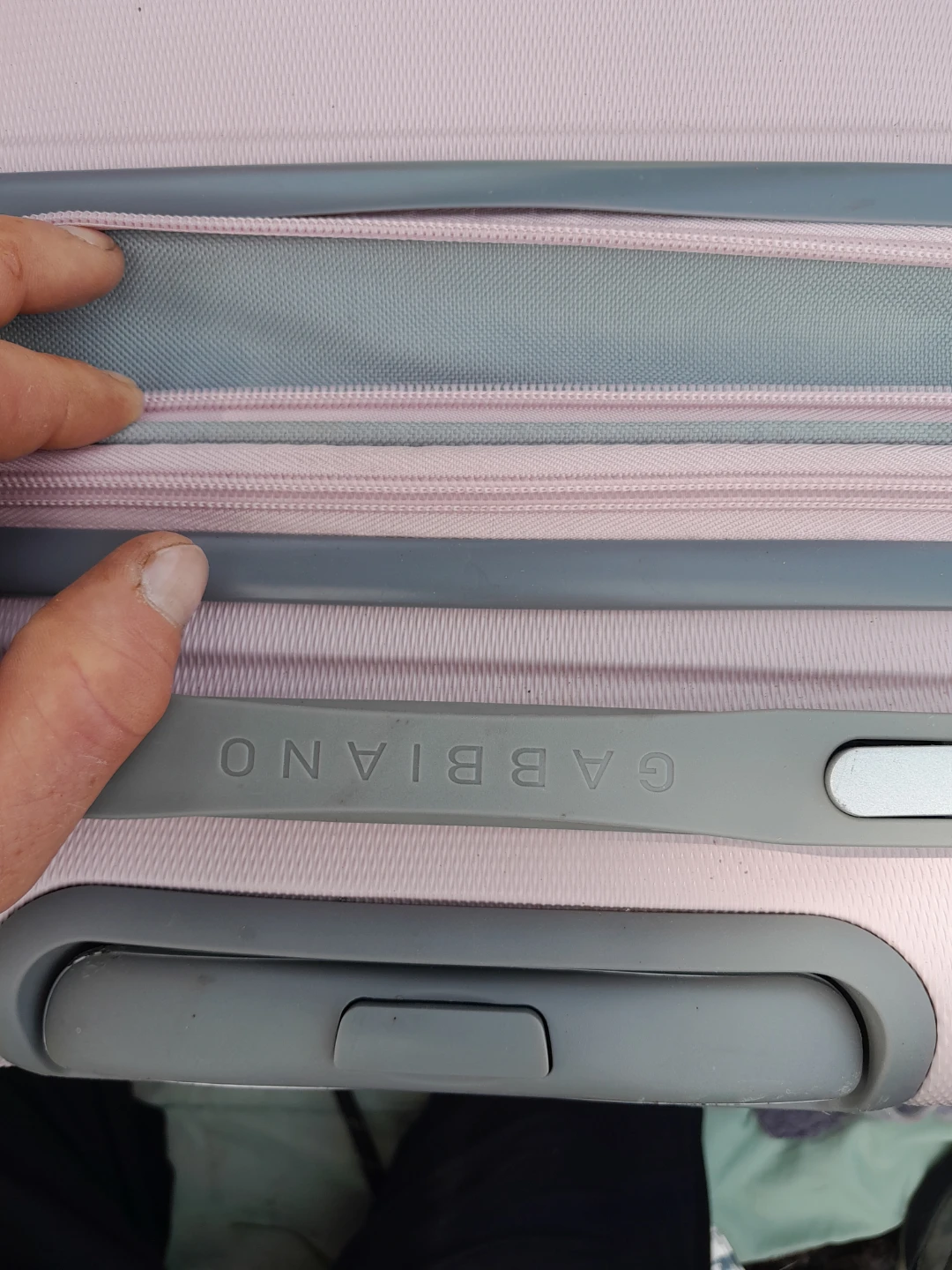 Gabbiano pink rolling suitcase - photo 4