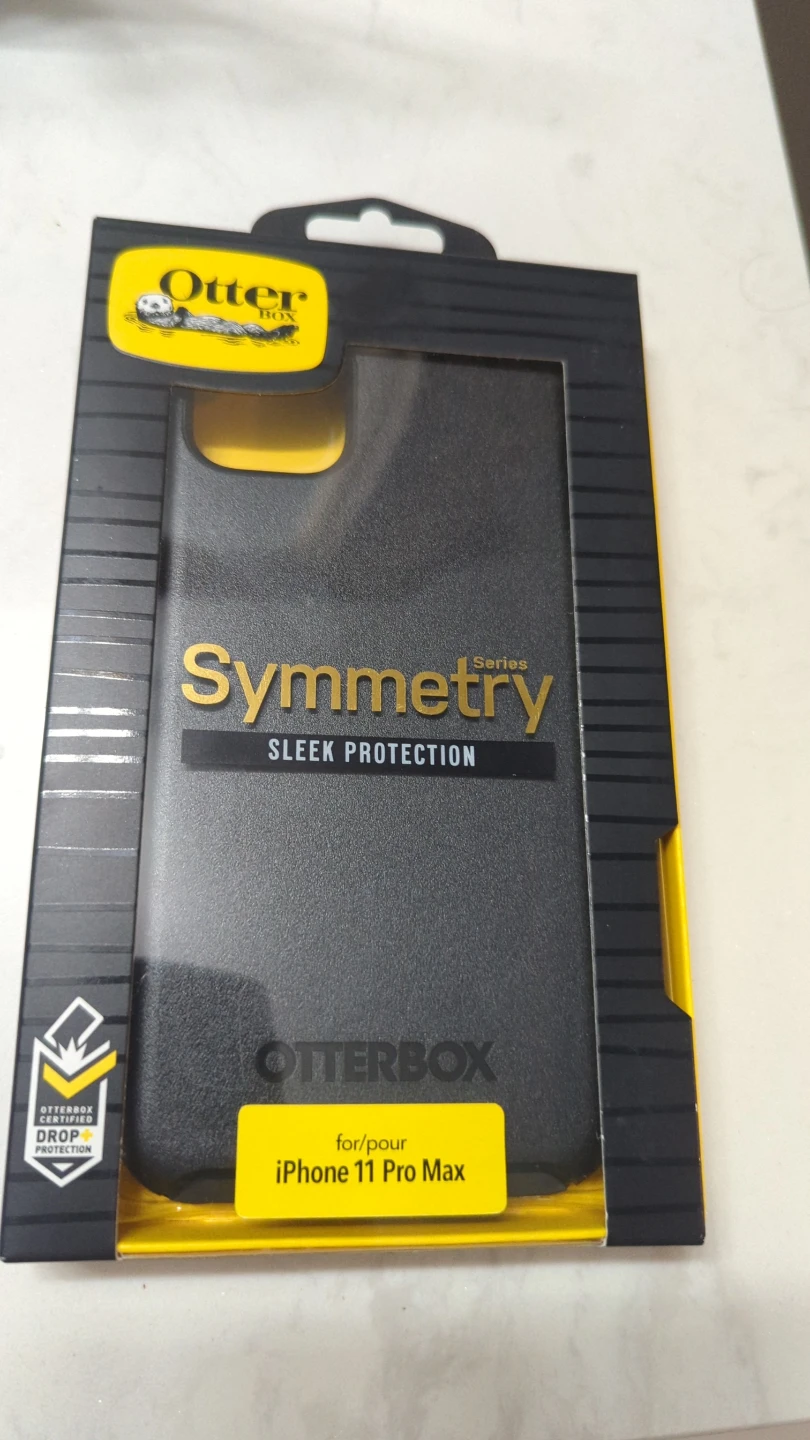 Black Otter Box phone case Iphone 11