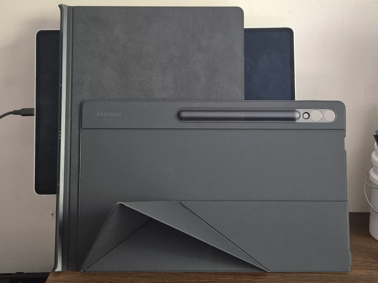 Samsung Galaxy Tab S10 Ultra Smart Book Cover