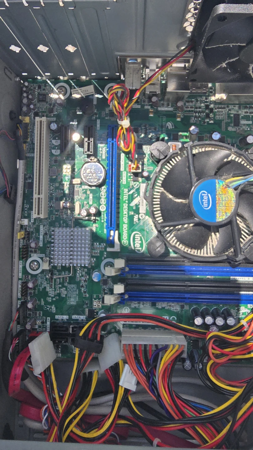 LG Desktop Computer Tower + 4GB RAM - photo 5