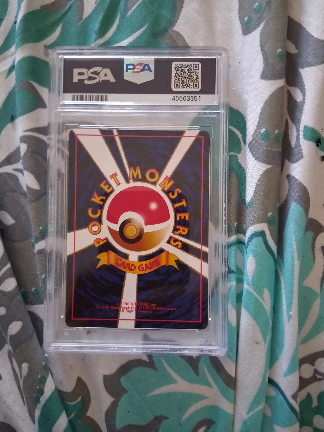 1998 Japanese Promo Pikachu Holo Illustrator Trading Card - photo 2