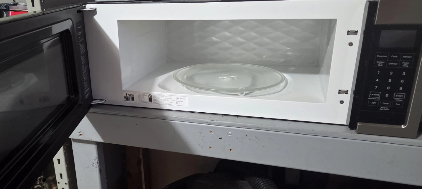 Whirlpool over the range microwave - photo 3