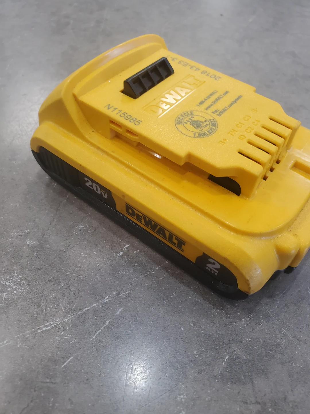 DeWalt 20V 2.0 Ah Lithium Ion Battery