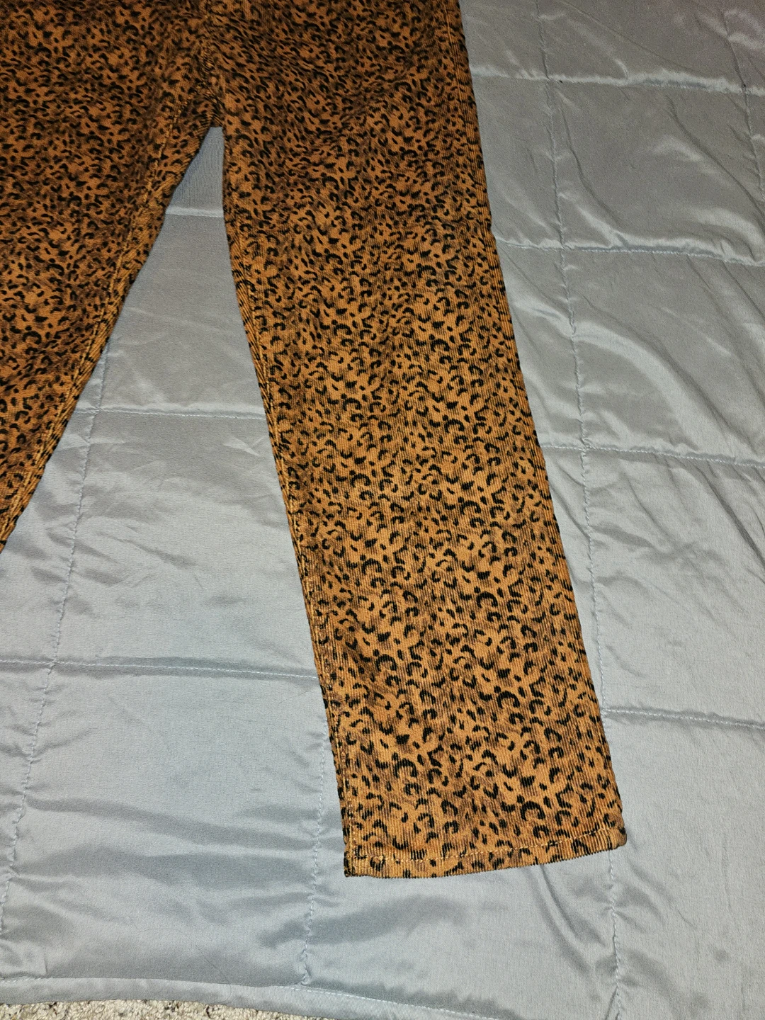 Levi's Wedgie Straight Corduroy Pants Leopard Print Size 29 - photo 4