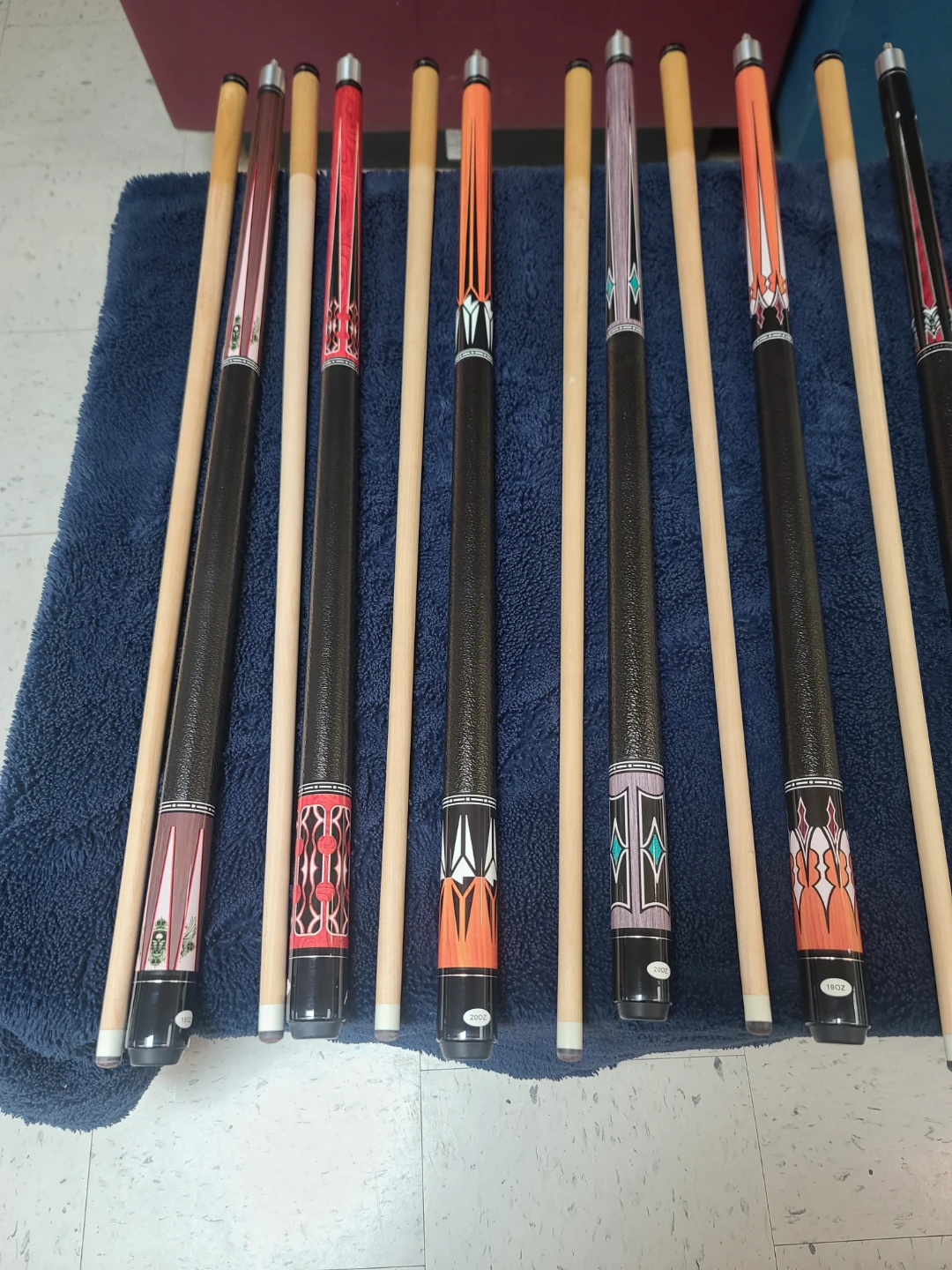 Brand New Quality Maple pool cues - photo 3