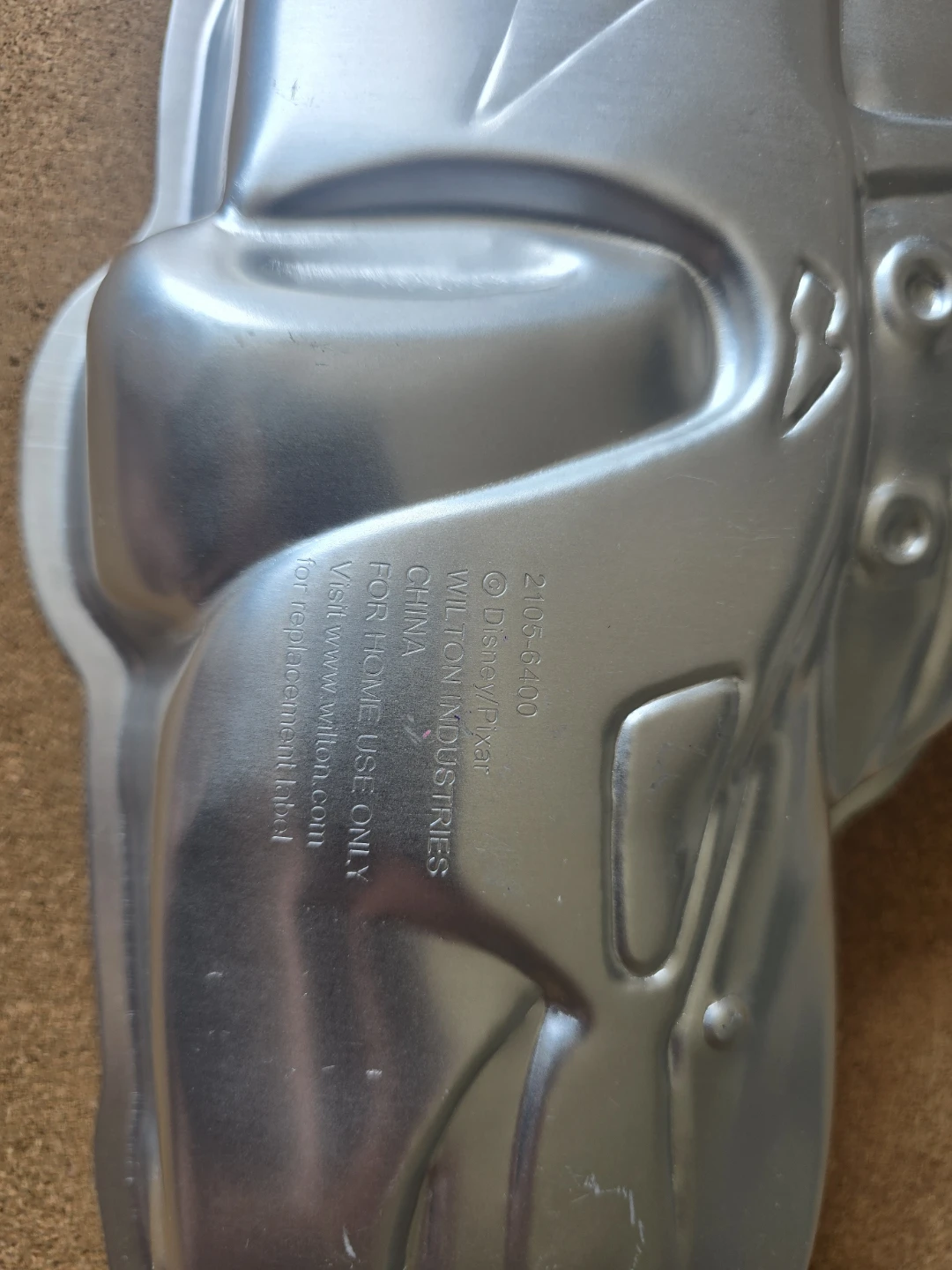Disney Lightning McQueen Cake Pan - photo 3