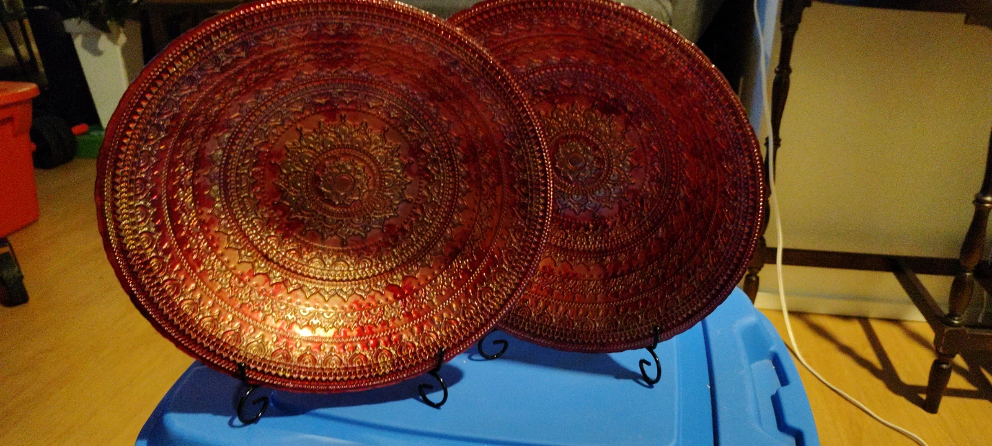 Decorative Embossed Plates - Set of 2 - photo 4
