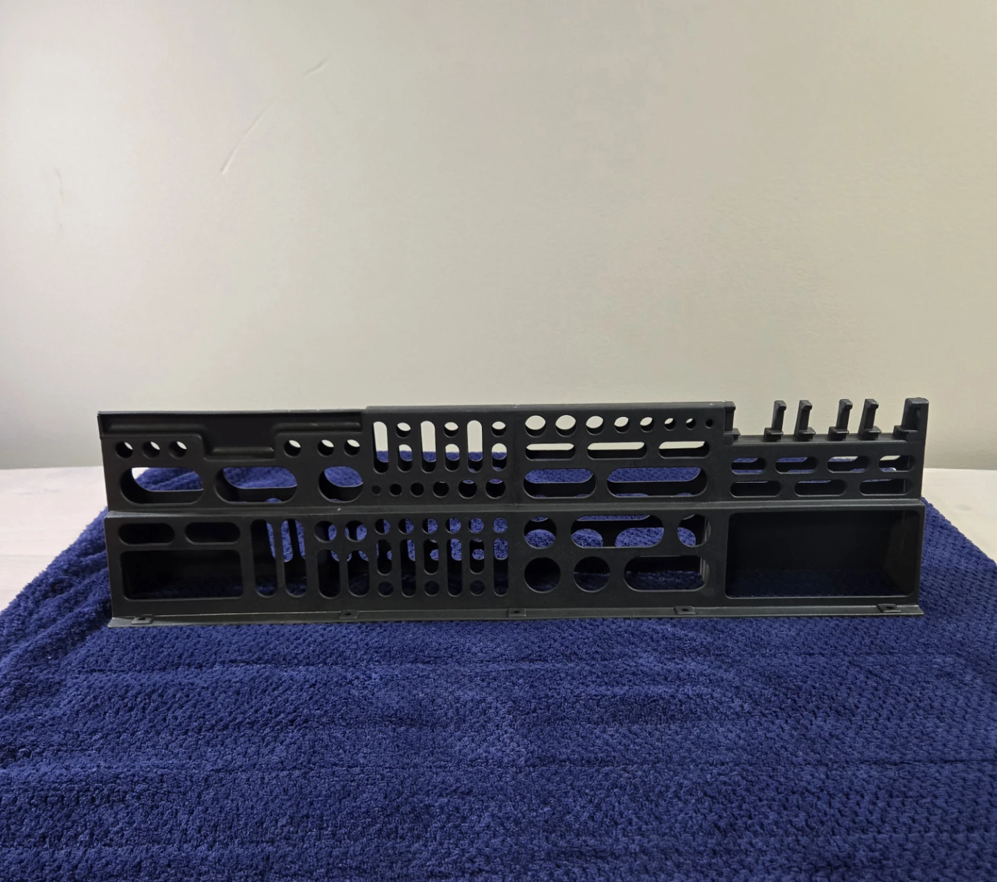 Jobmate Wall-Mounted Tool Rack - 24" - photo 3