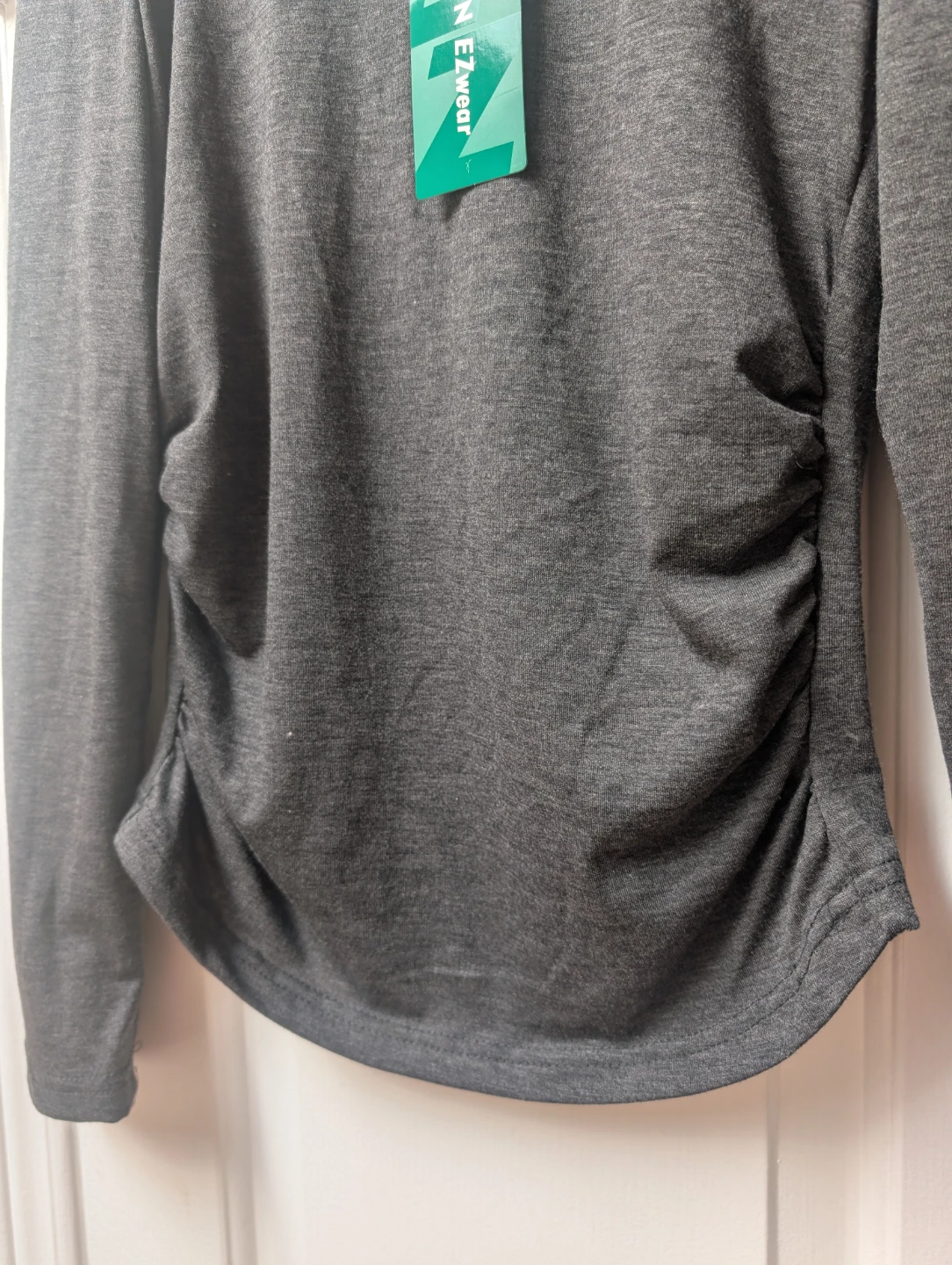 BNWT SHEIN Grey Long Sleeve Ruched Top Size S - photo 3