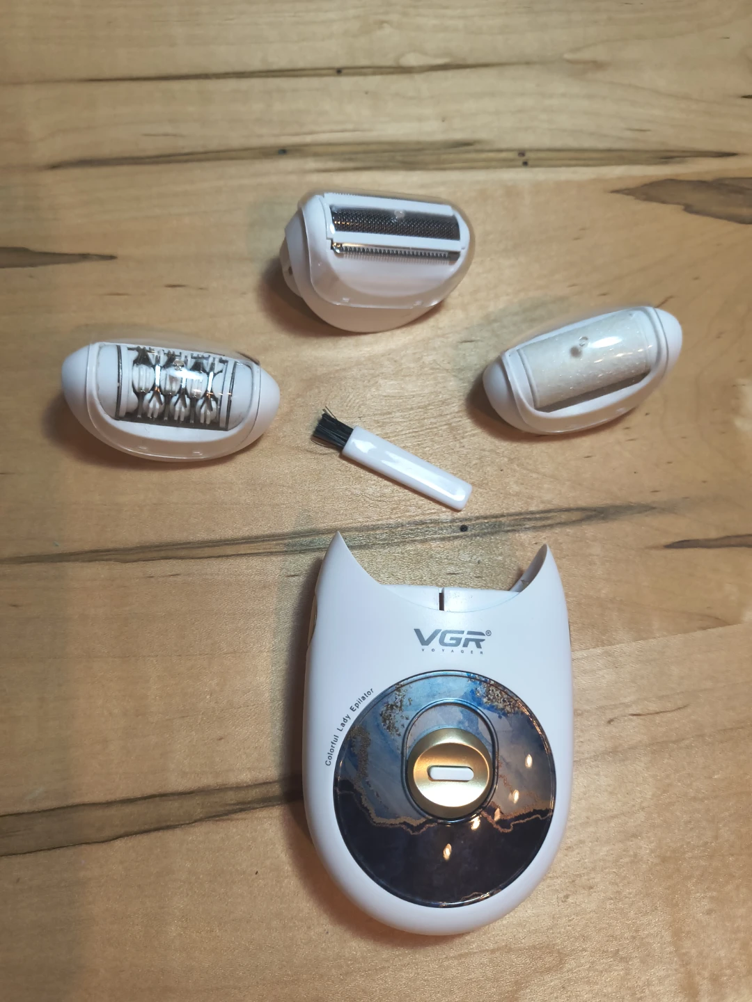 VGR Lady Epilator with 3 Attachments