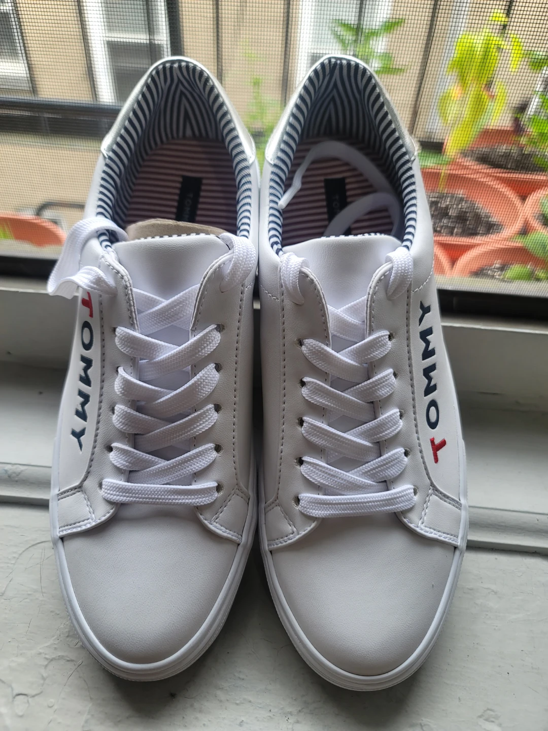Tommy Hilfiger Women's White Sneakers