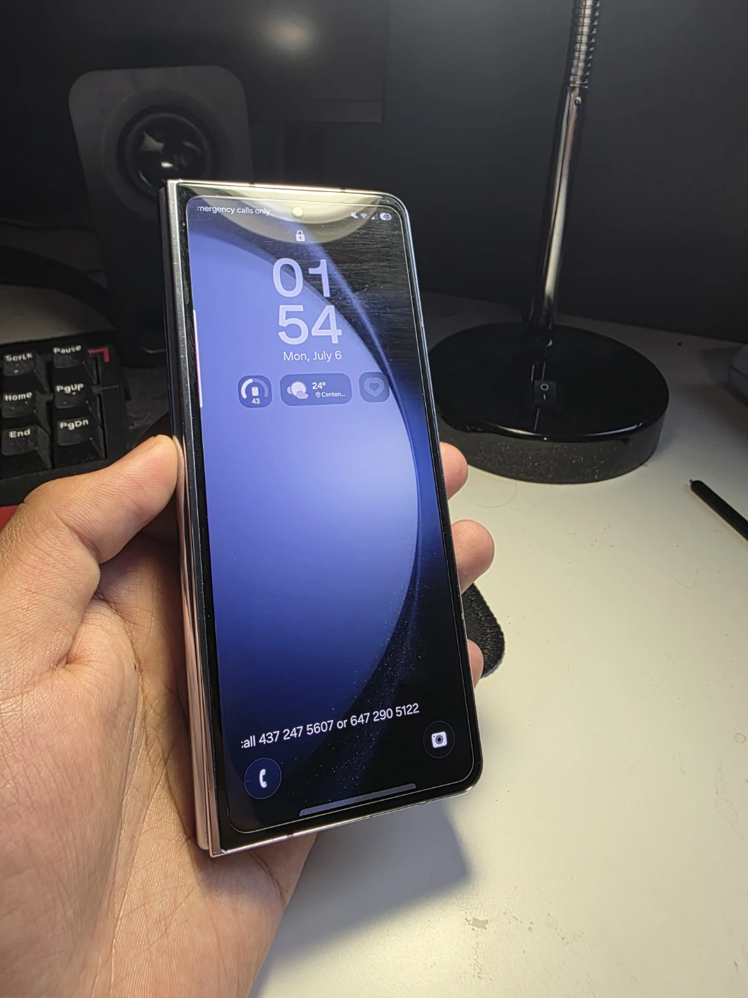 Samsung ZFold 5 512 GB with SPen and Case OPEN TO OFFERS - photo 4