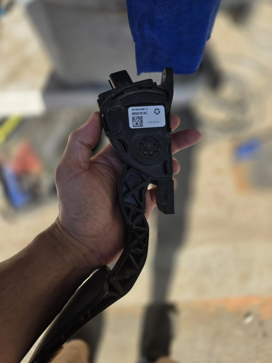 Dodge Chrysler Jeep Gas Pedal Assembly - photo 4