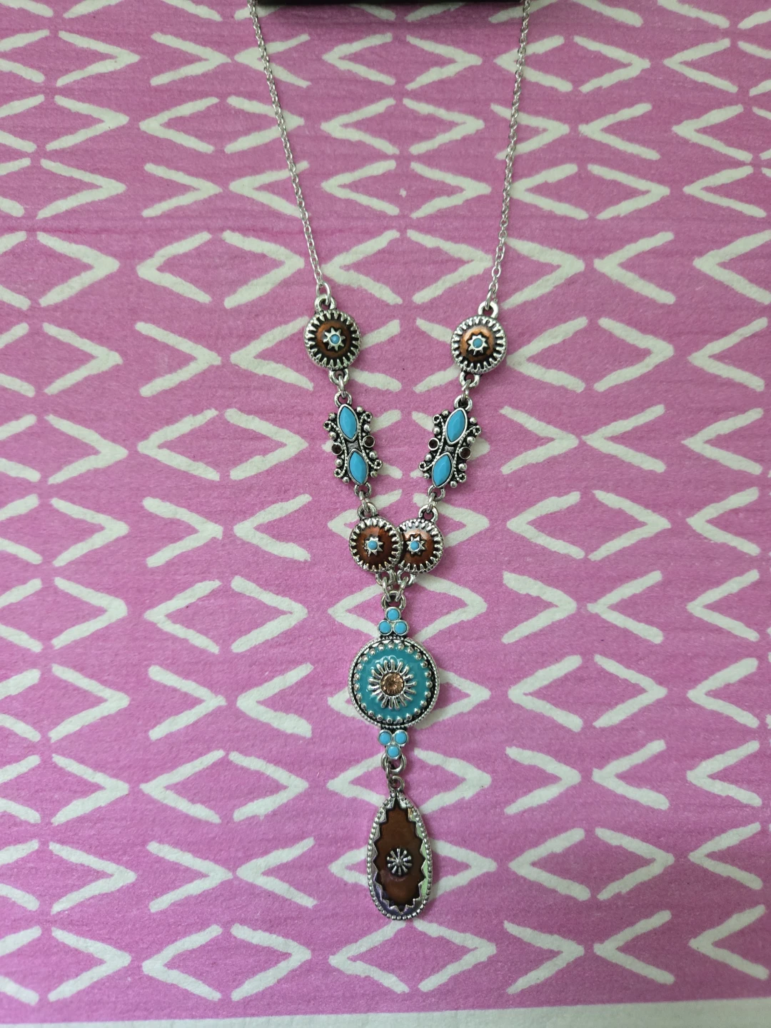 AVON * Necklace & Earring Set * - photo 3