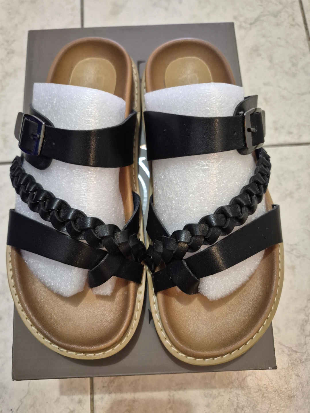 Crown Vintage Size 7 Bailey-11 Black Sandals - photo 3
