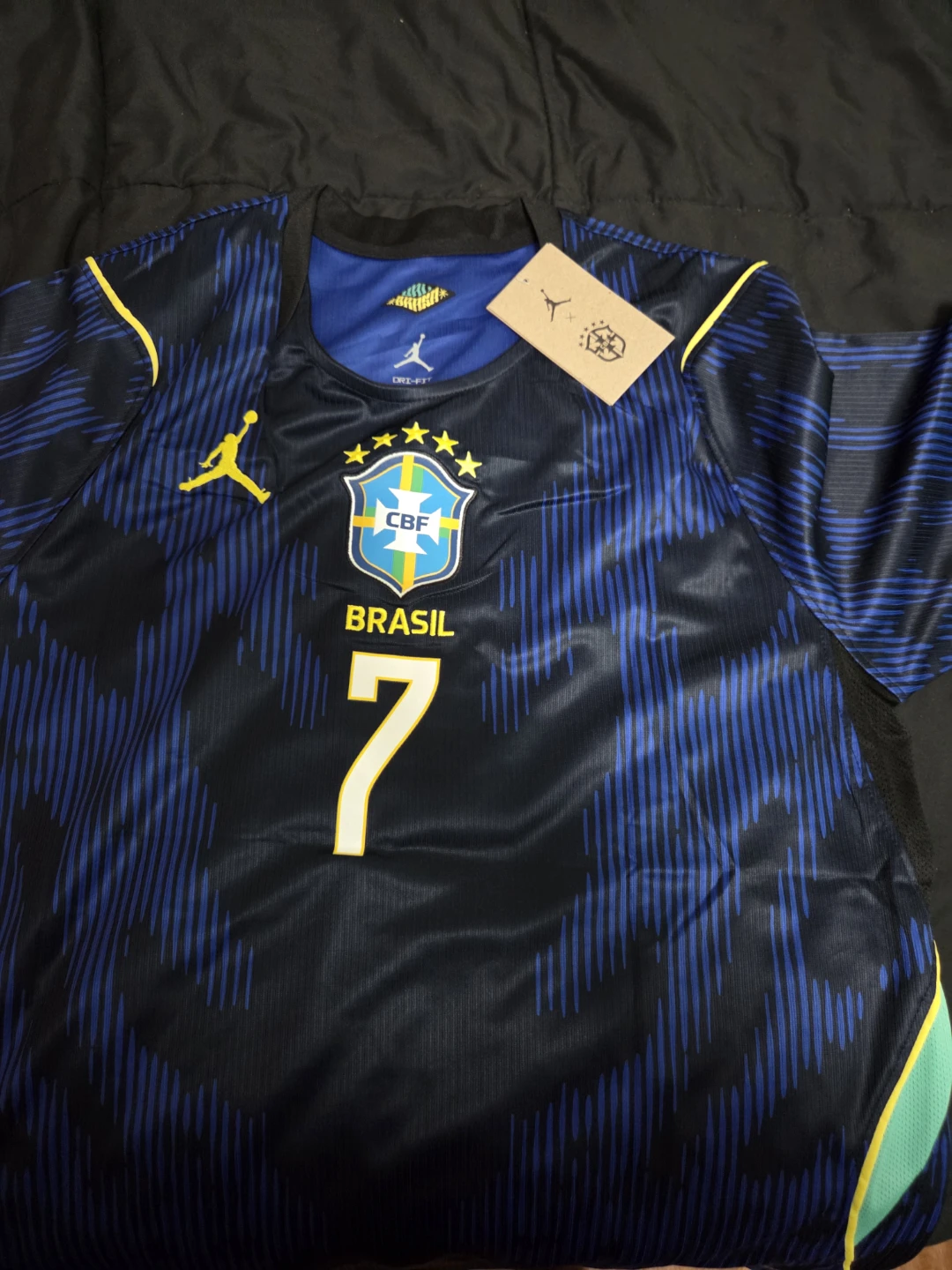 Brazil 2026 away jersey Vini Jr Brand new with tags  Size L - photo 2