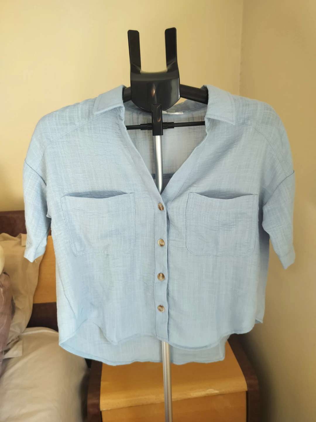 NEW" Light Blue Button-Up Shirt. Size S - photo 2