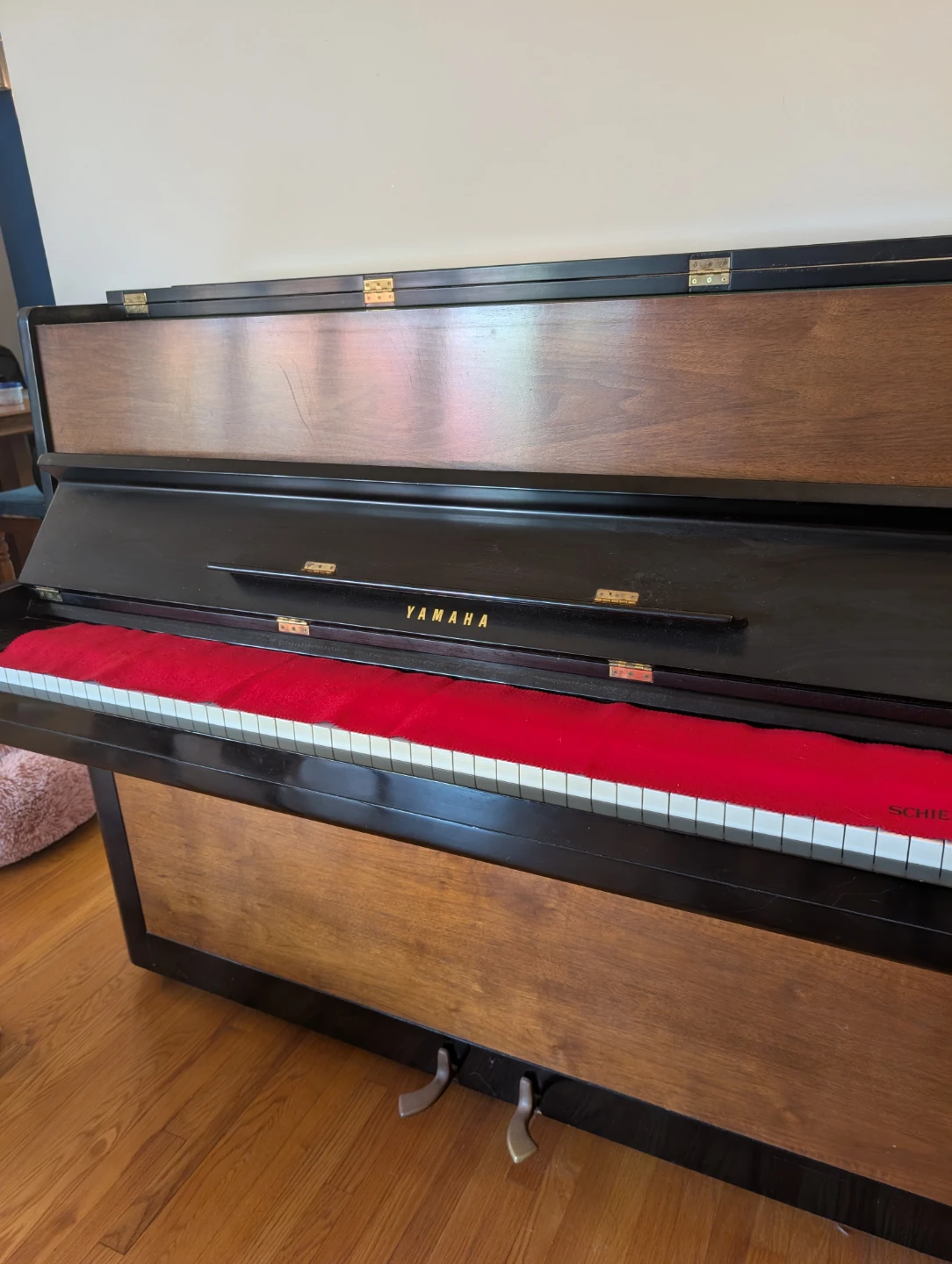 🎹 Yamaha Upright Piano – $2,200 OBO